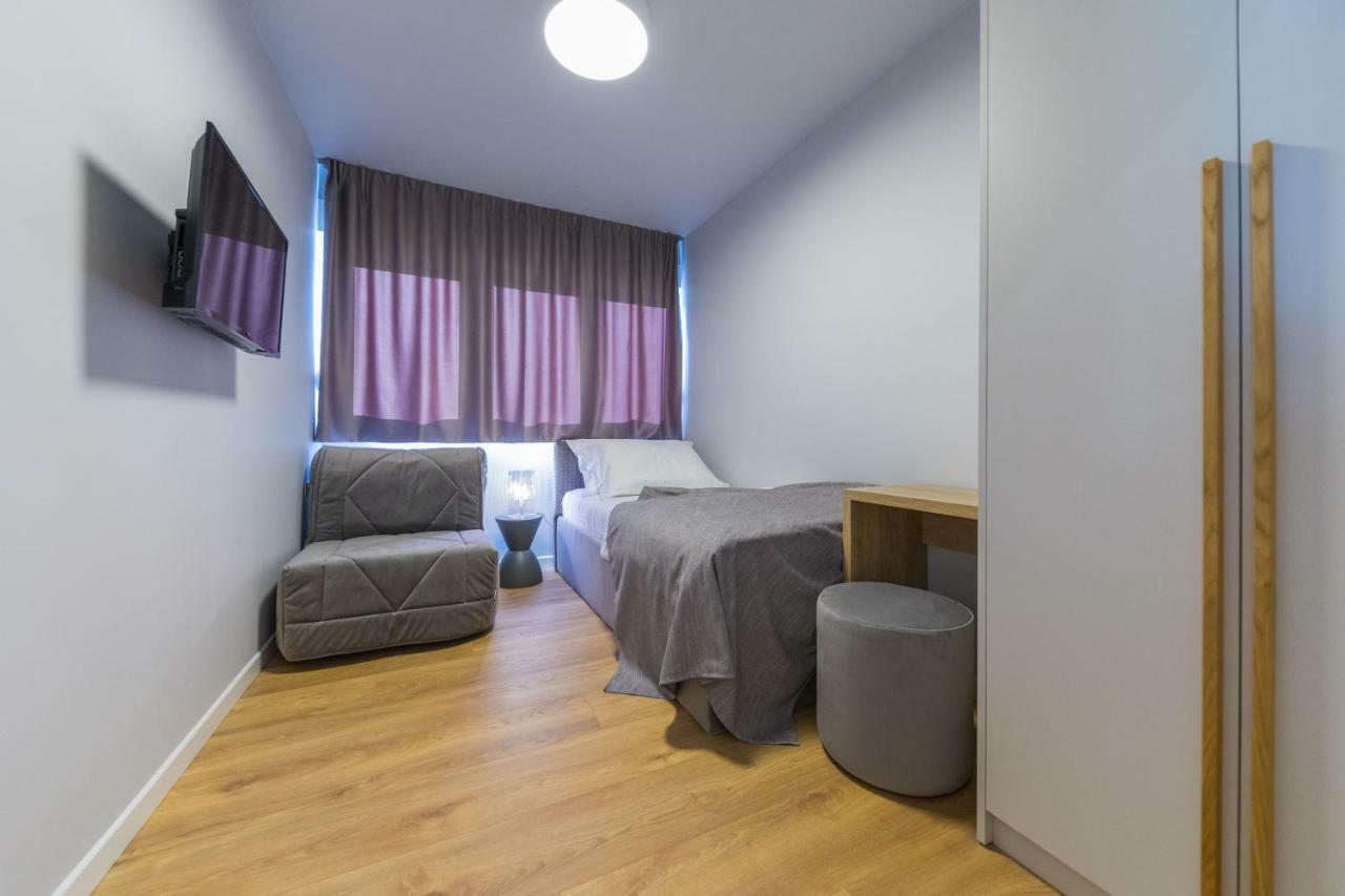 Glow Luxury Apartment With Terrace And Jacuzzi Split Bagian luar foto
