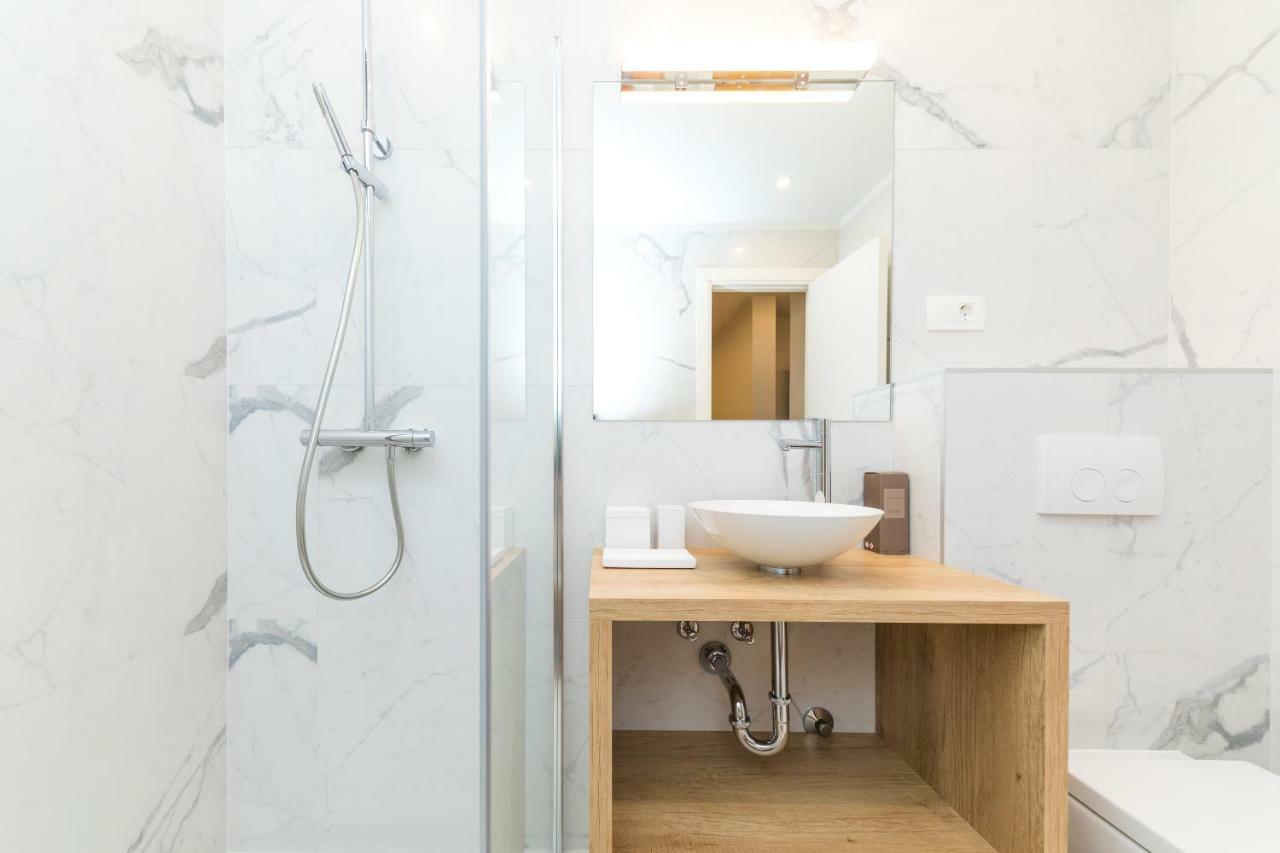 Glow Luxury Apartment With Terrace And Jacuzzi Split Bagian luar foto